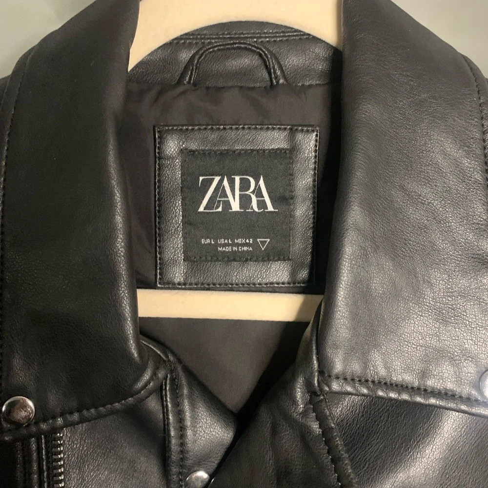 Zara Oversized Faux Leather Moto Jacket in great Preloved condition - Picture 4 of 6